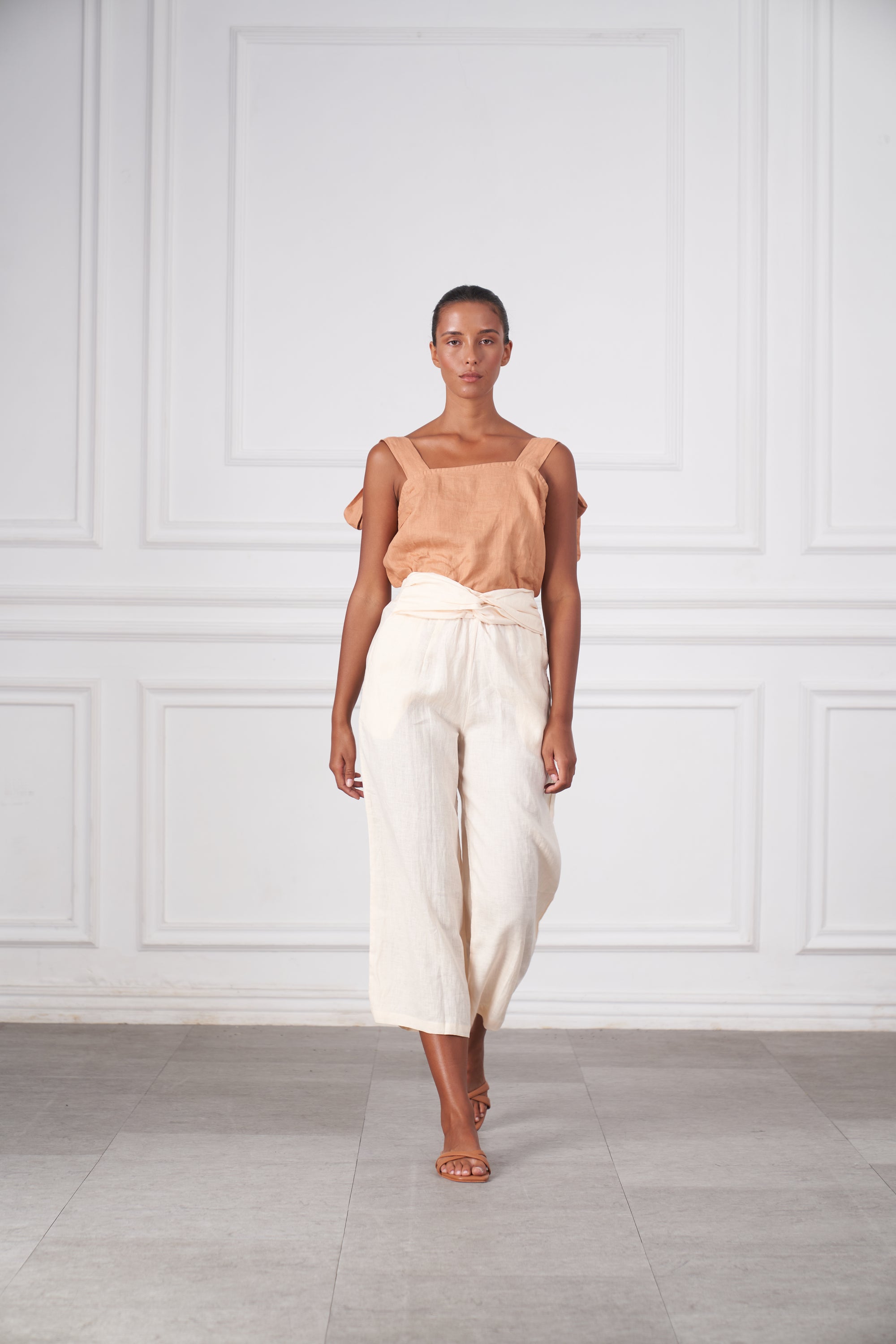 Amelia Pant | Ivory Sand