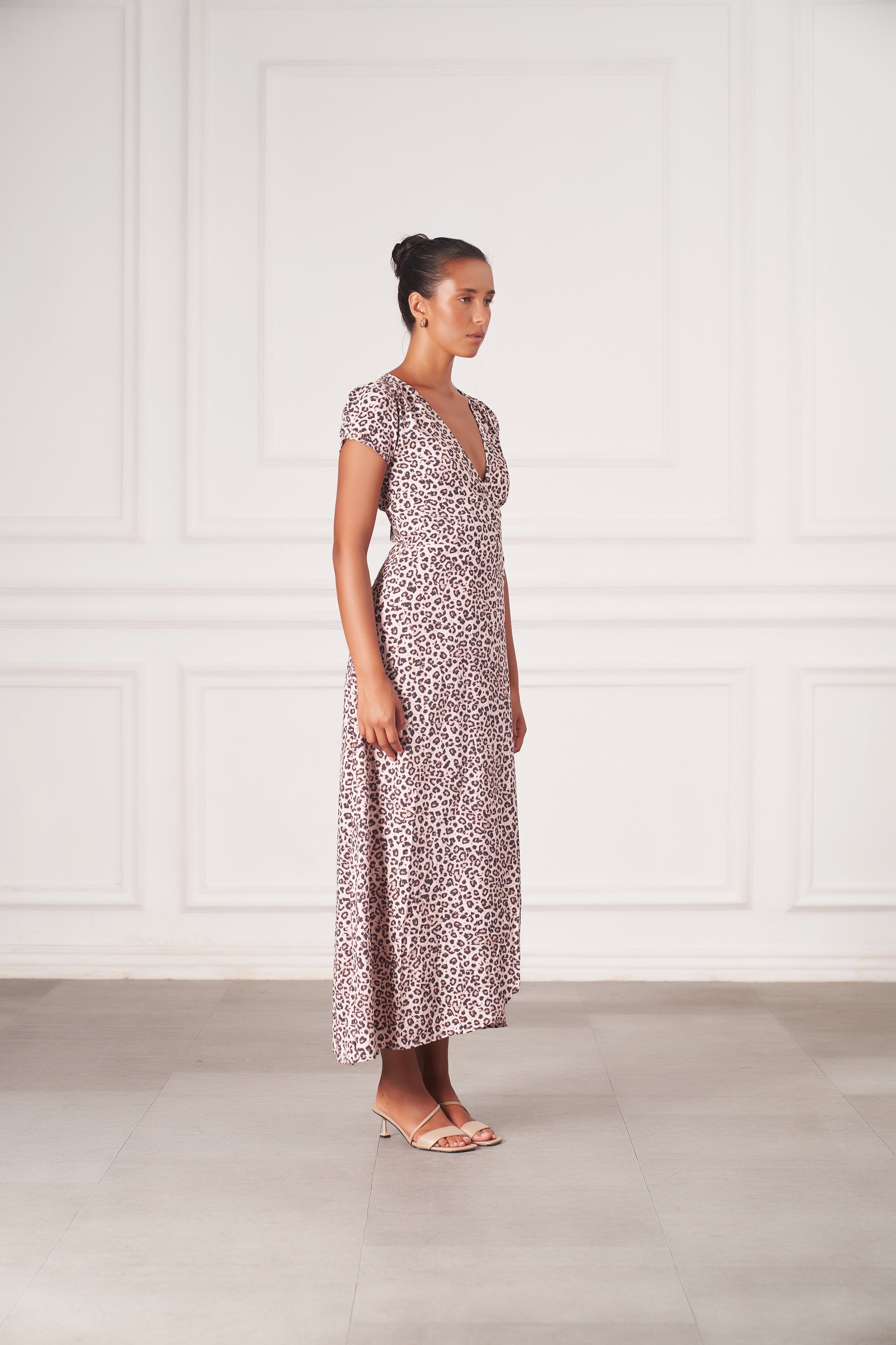 Alexa Maxi Wrap Dress | Snow Leopard