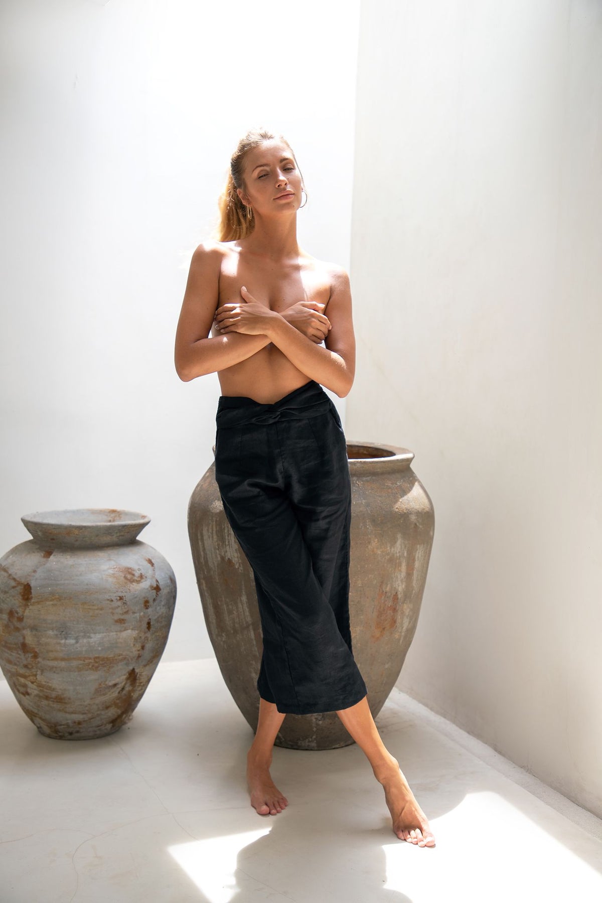 Amelia Pant | Black